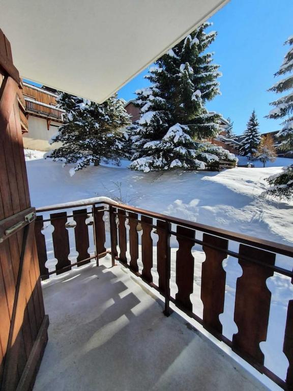 LE REFUGE LES 2 ALPES 1800 appartement pied des pistes 18