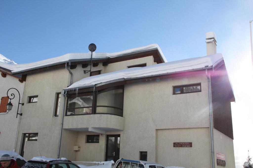 LES CHENEVERS appartement pied des pistes 9