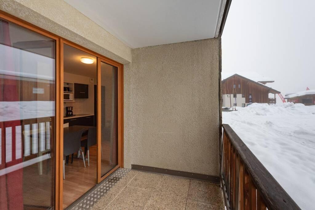 LES ORRES 1800 Appartement 4 p JACUZZI balneo prive Vue piste piscine residence appartement pied des pistes 12