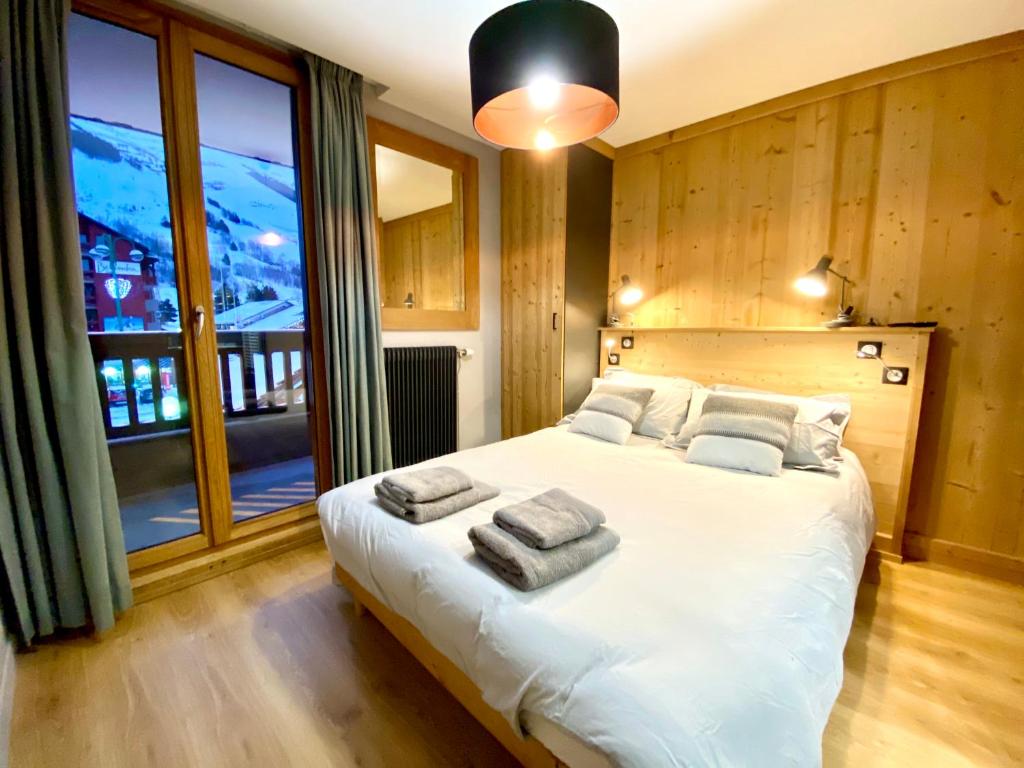 LEcrin Alpin somptueux 4 pieces NEUF coeur station appartement pied des pistes 15