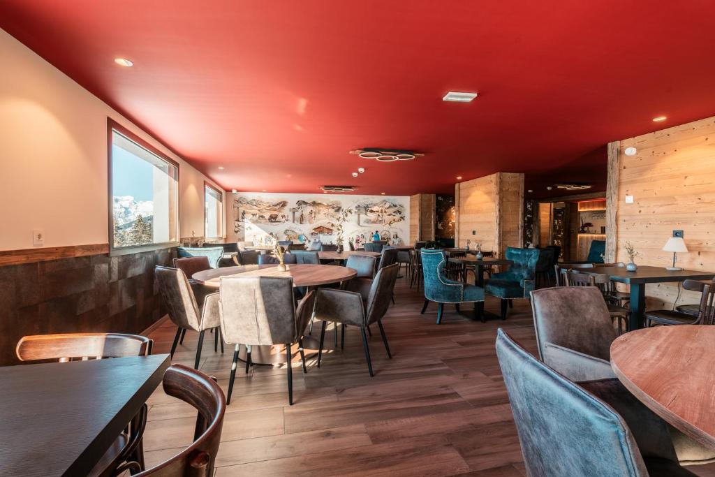 LEscale acces en telecabine hotel pied des pistes 12