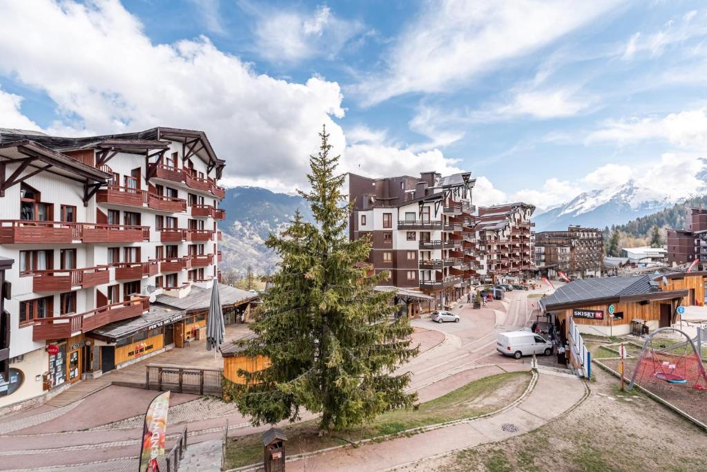 LUMINEUX Cocon avec BALCON et vue sur la Vallee appartement pied des pistes 8
