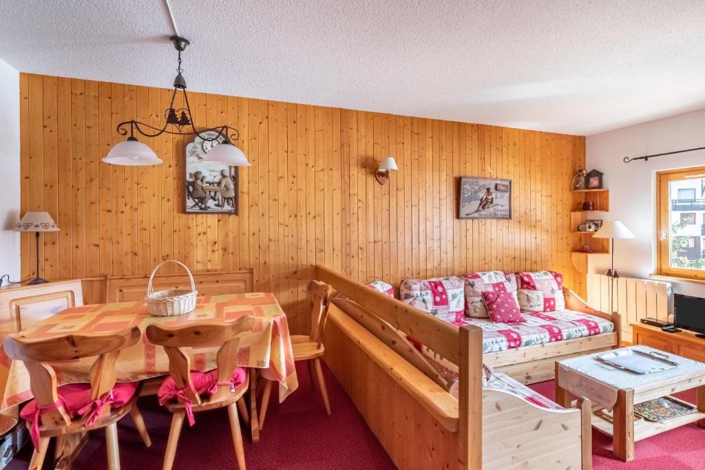 LUMINEUX Cocon avec BALCON et vue sur la Vallee appartement pied des pistes