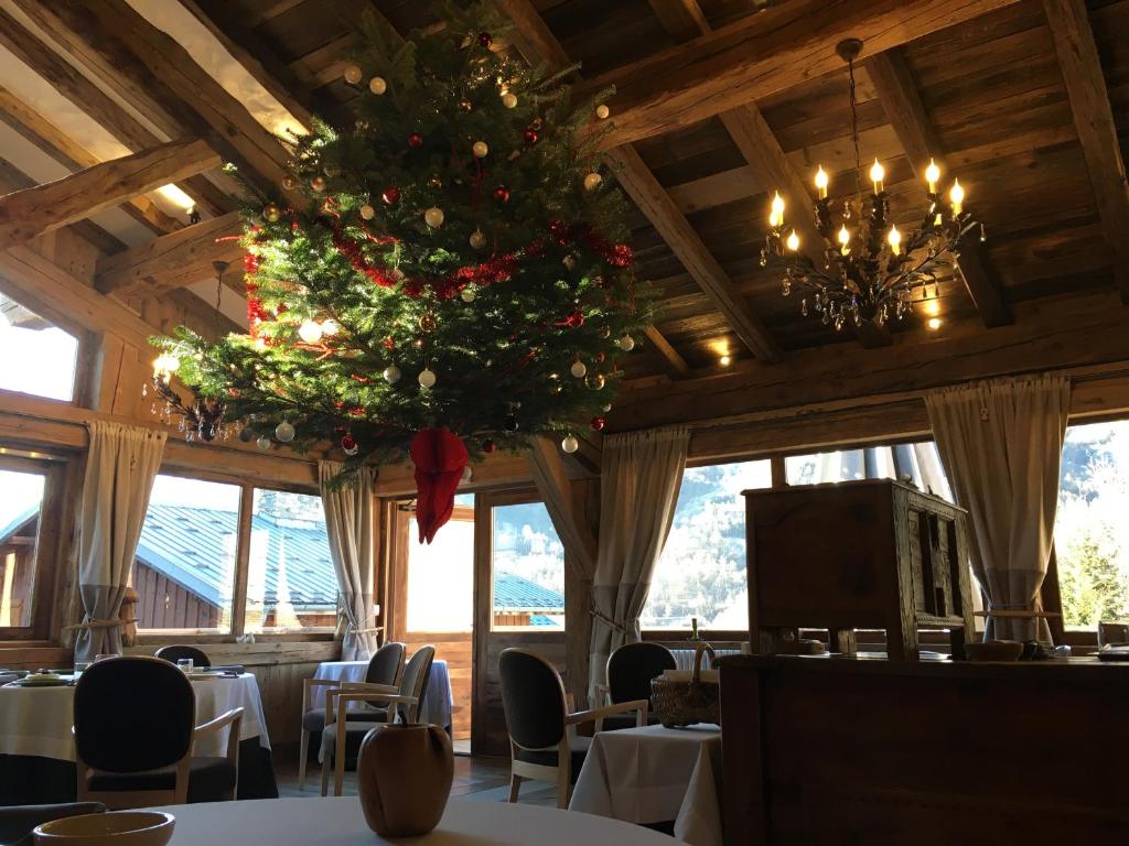 La Bouitte Hotel Relais Chateaux hotel pied des pistes 17