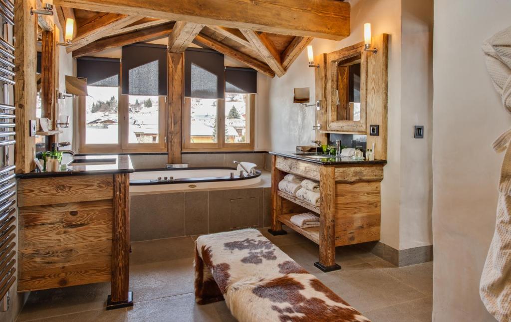 La Bouitte Hotel Relais Chateaux hotel pied des pistes 2