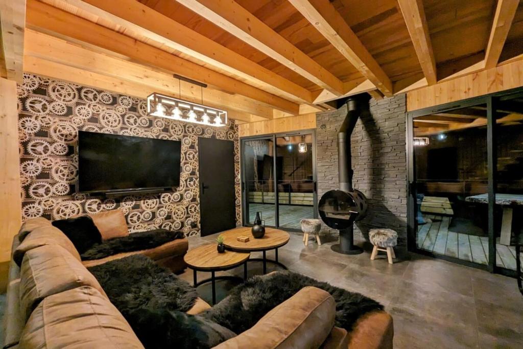 La Fleche 1 Chalet Standing Jacuzzi Privatif chalet pied des pistes 10