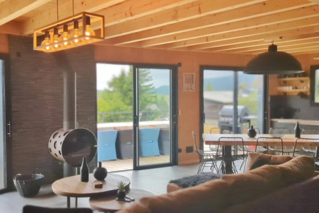 La Fleche 1 Chalet Standing Jacuzzi Privatif chalet pied des pistes 8