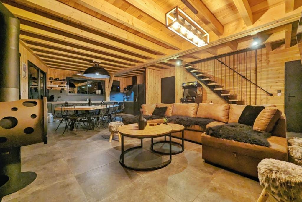 La Fleche 1 Chalet Standing Jacuzzi Privatif chalet pied des pistes 9