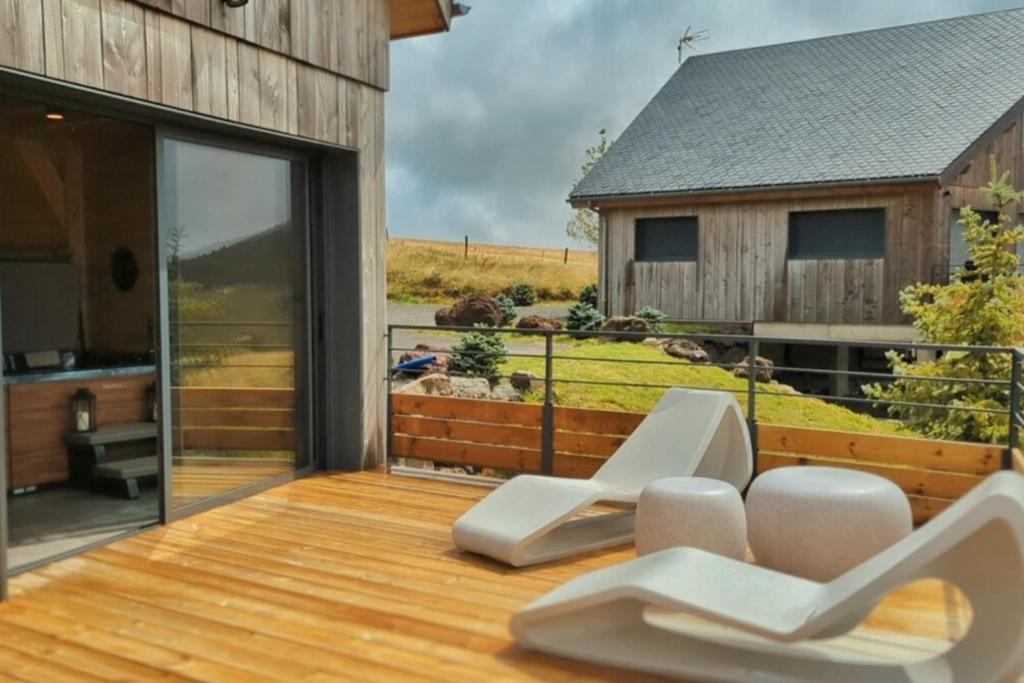 La Fleche 2 Chalet Standing Jacuzzi Privatif gite pied des pistes 11