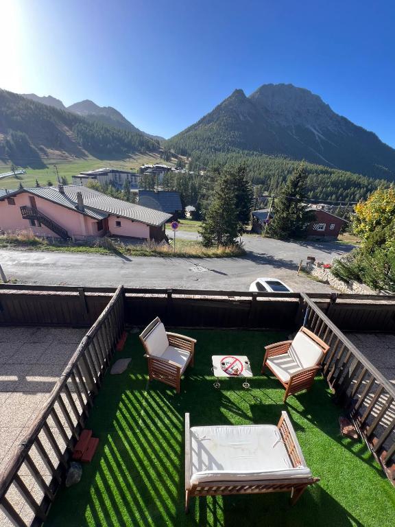 La Marmotte Duplex 4 p. entierement renove avec vue magnifique appartement pied des pistes 4