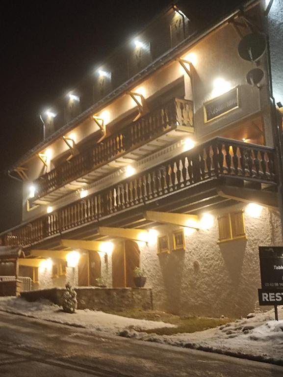 La Sapiniere hotel pied des pistes 3