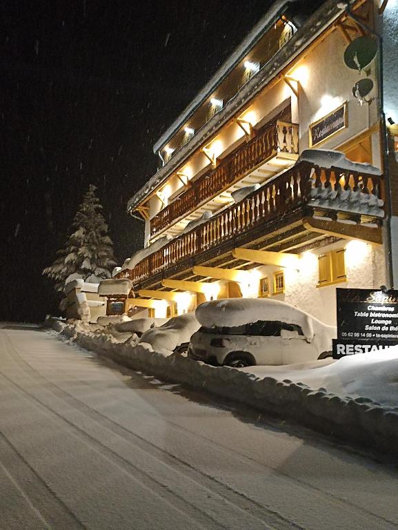 La Sapiniere hotel pied des pistes 5