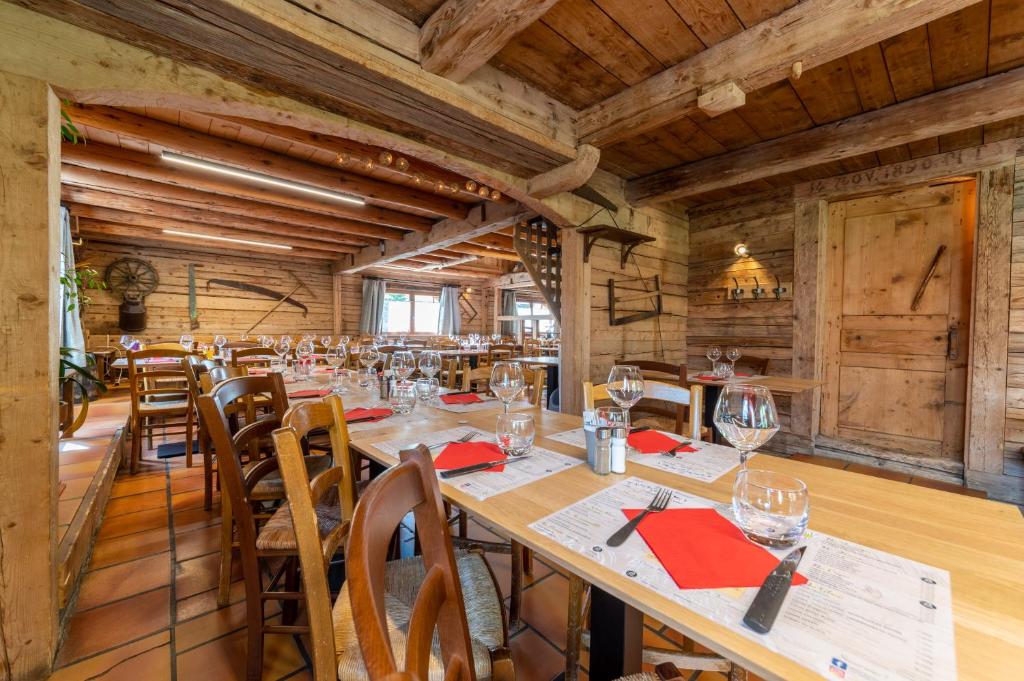 La Vieille Ferme hotel pied des pistes 15