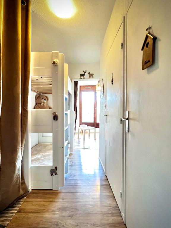 La joue du loup aux pieds des pistes et vue sur montagnes appartement pied des pistes 16