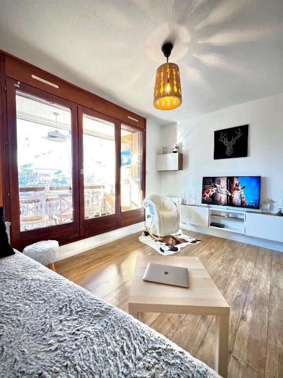 La joue du loup aux pieds des pistes et vue sur montagnes appartement pied des pistes 4