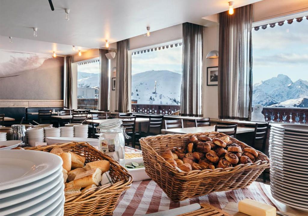 Langley Hotel Le Petit Prince hotel pied des pistes 2