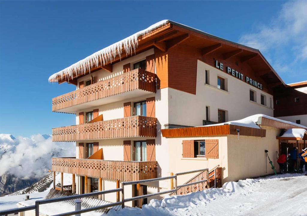 Langley Hotel Le Petit Prince hotel pied des pistes 4