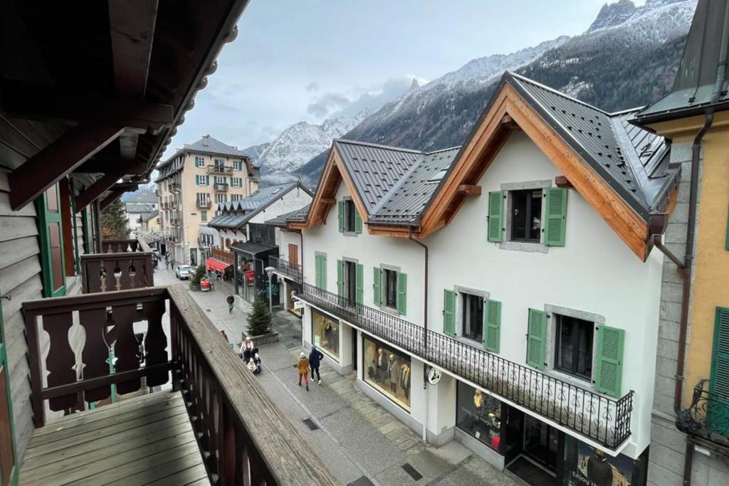 Large apartment in Chamonix close to the slopes appartement pied des pistes 9