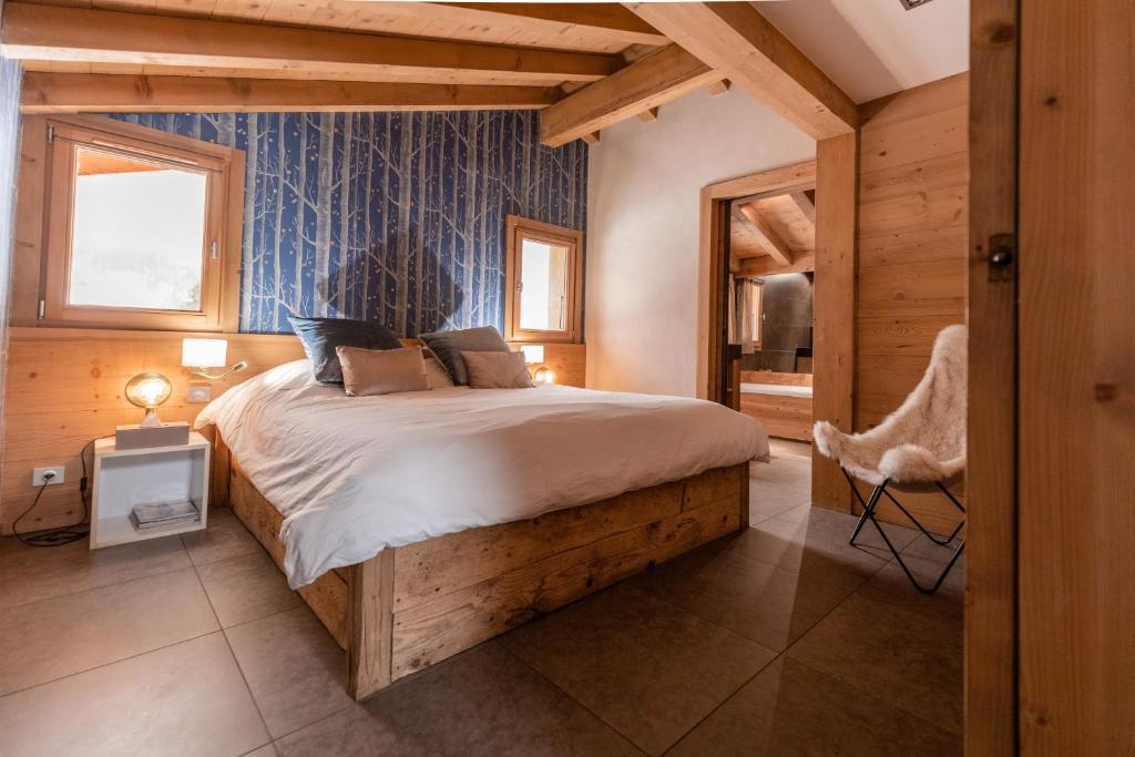 Large luxury chalet Megeve chalet pied des pistes 6