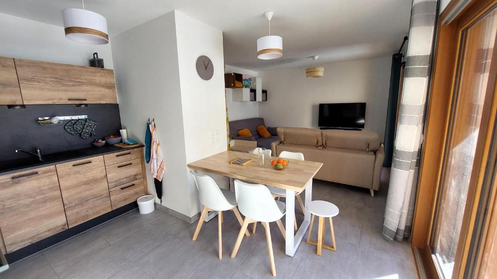 Large new T2 with terrace le dahu perche appartement pied des pistes 4