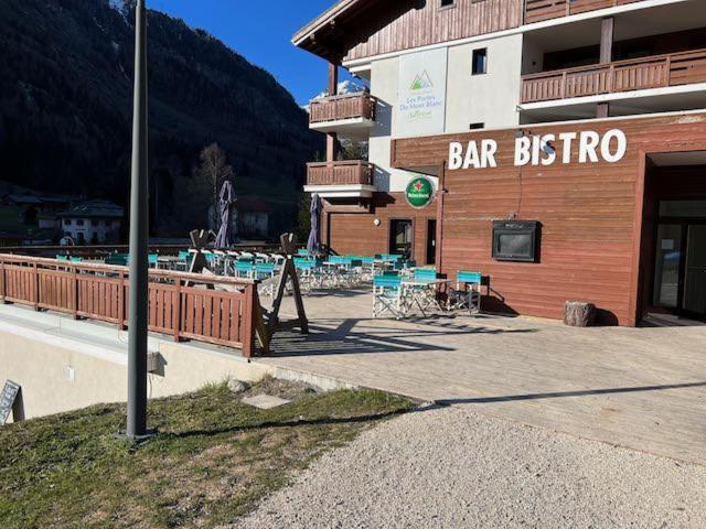 Large premium alpine apartment for 4 to 8 people appartement pied des pistes 14