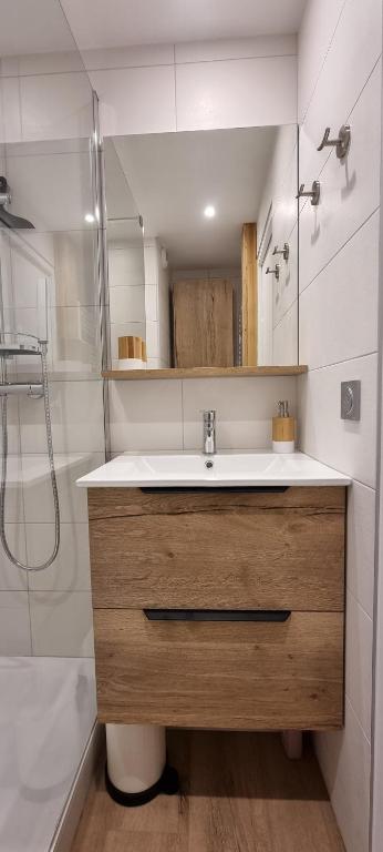Le 1888 Val dIsere appartement pied des pistes 2