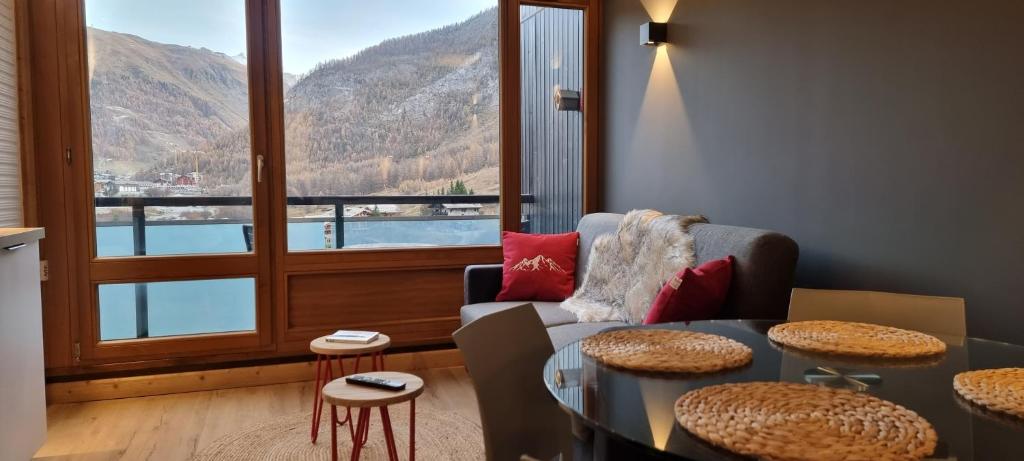 Le 1888 Val dIsere appartement pied des pistes 9