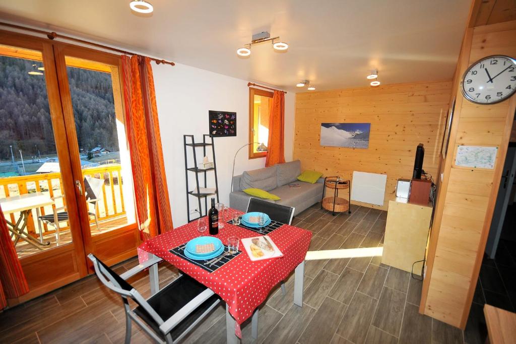 Le Balcon des Charmottes appartement pied des pistes 7