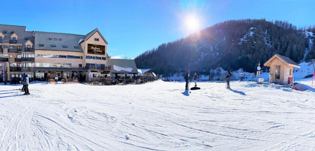 Le Balcon des Ecrins hotel pied des pistes
