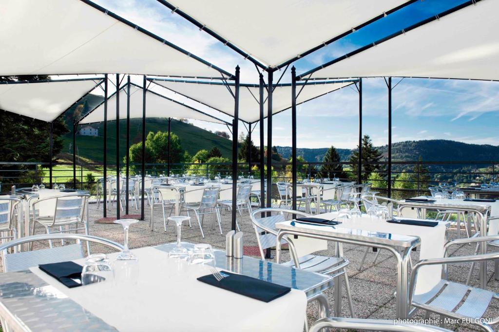 Le Brabant Bar Hotel Restaurant hotel pied des pistes 1