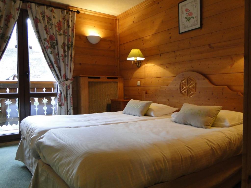 Le Caprice Des Neiges hotel pied des pistes 1