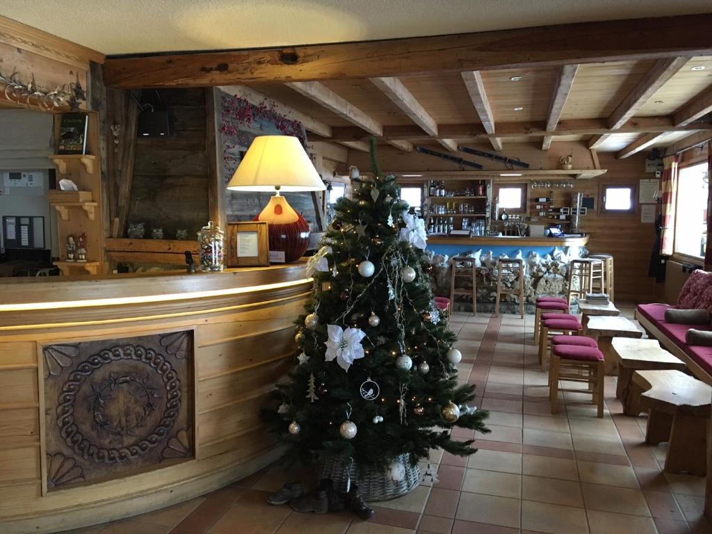 Le Caprice Des Neiges hotel pied des pistes 8