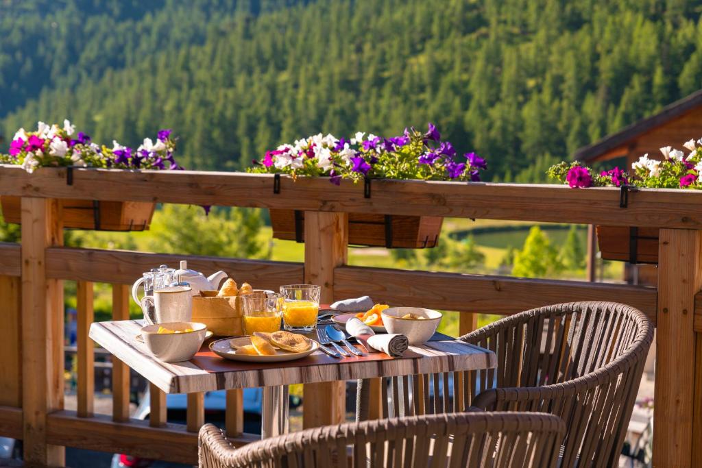 Le Chalet Blanc Hotel Spa hotel pied des pistes 19