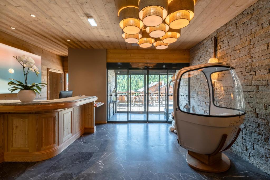 Le Chalet Blanc Hotel Spa hotel pied des pistes 7