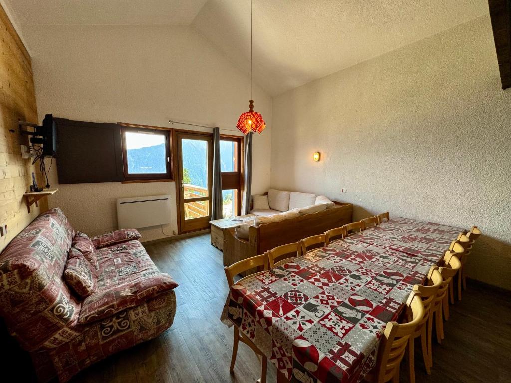 Le Chalet de Bisanne hotel pied des pistes 19