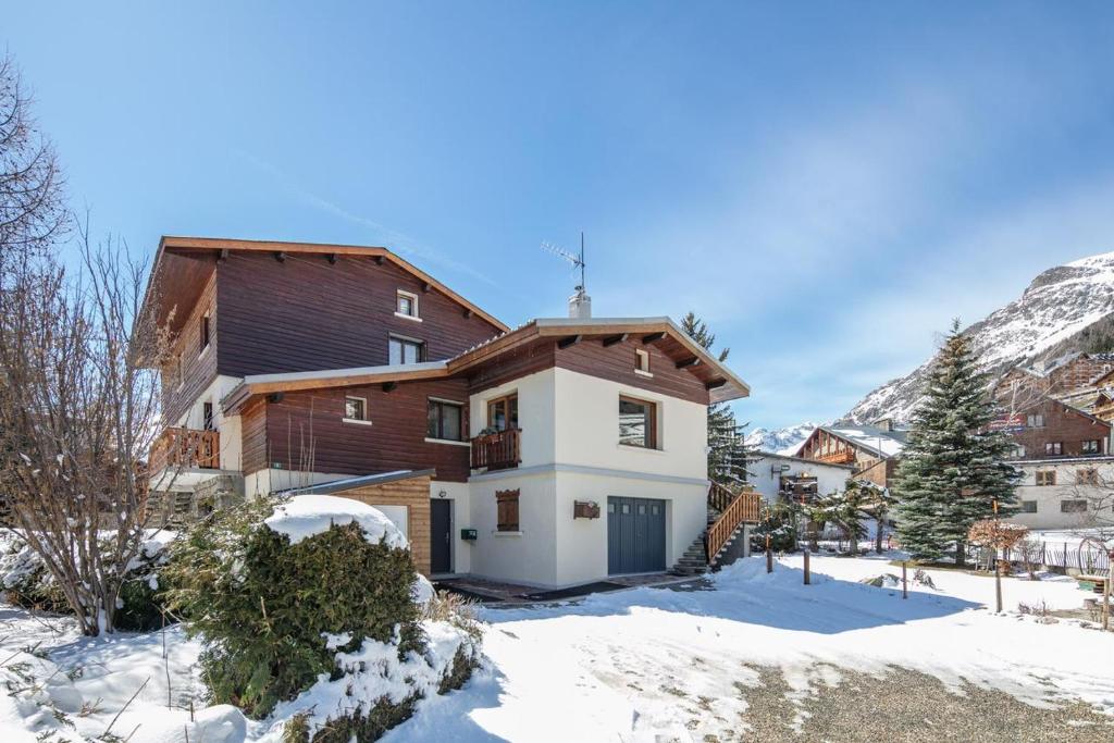 Le Chalet hotel pied des pistes 2