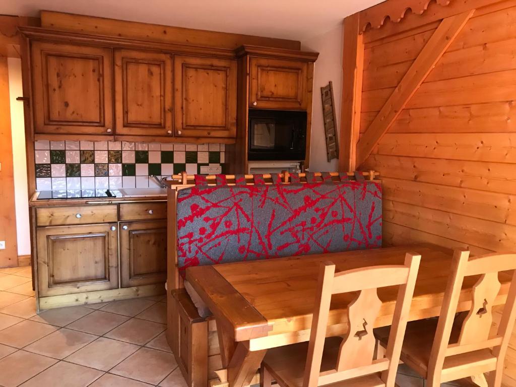 Le Chamois des Alpages de Reberty ski au pied appartement pied des pistes 9