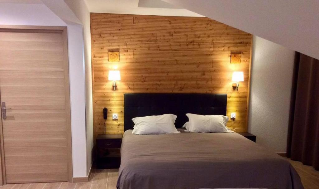 Le Chardon Bleu hotel pied des pistes