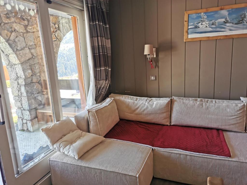 Le Creux de lOurs au pied des pistes animaux acceptes appartement pied des pistes 13