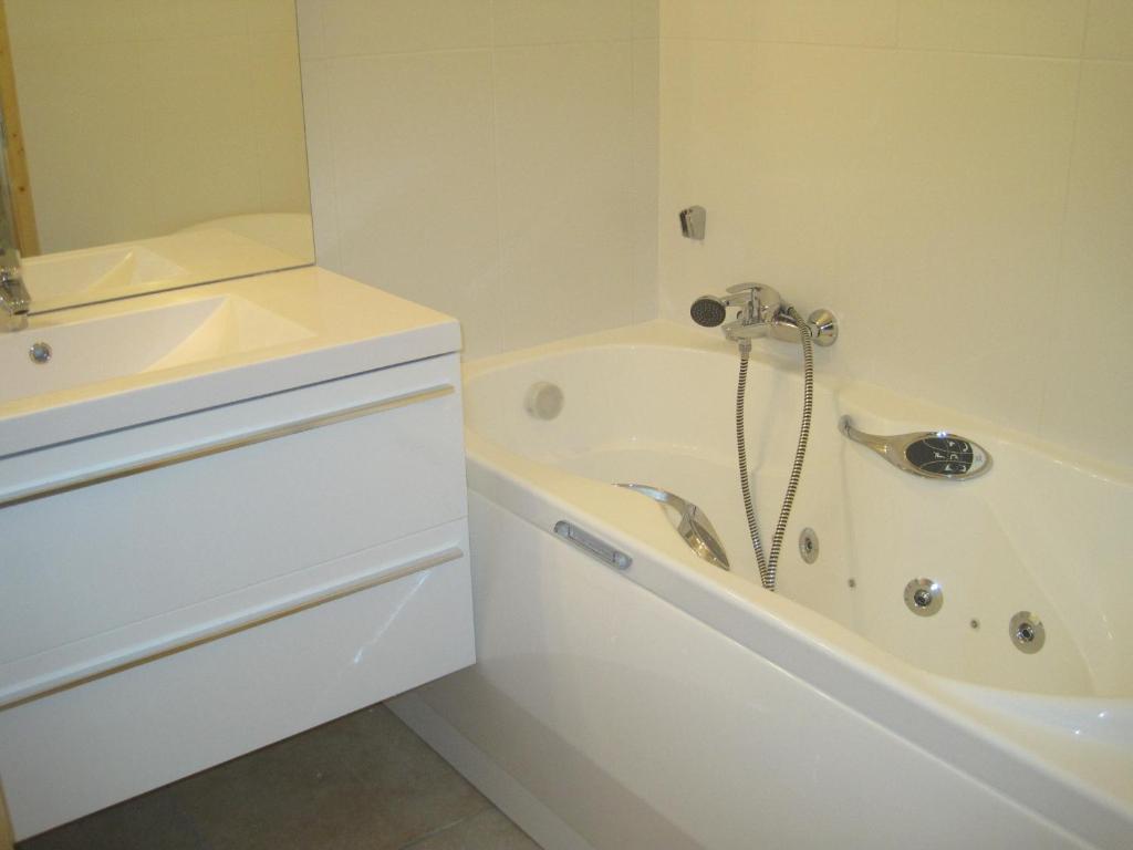 Le Cristal 2 appartement pied des pistes 2