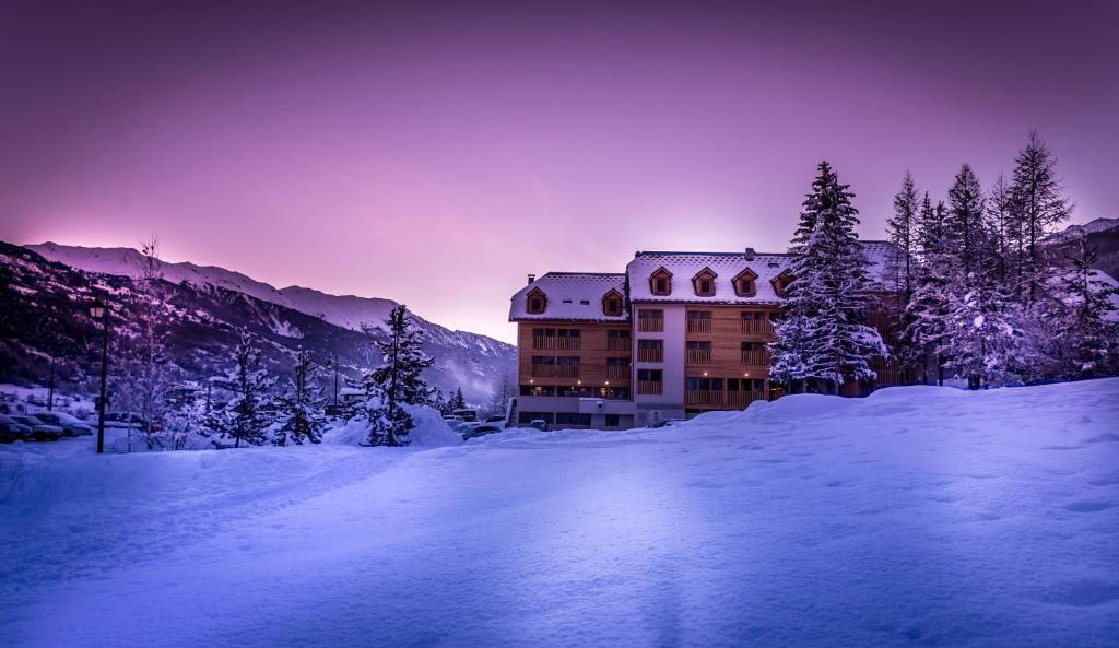 Le Grand Aigle Hotel Spa hotel pied des pistes 4