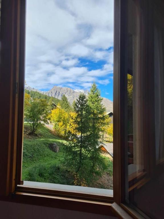 Le Hameau des Ecrins Station 1800 appartement pied des pistes 9