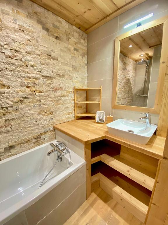 Le Janus pied des pistes 2 garages terrasse avec sauna appartement pied des pistes 17