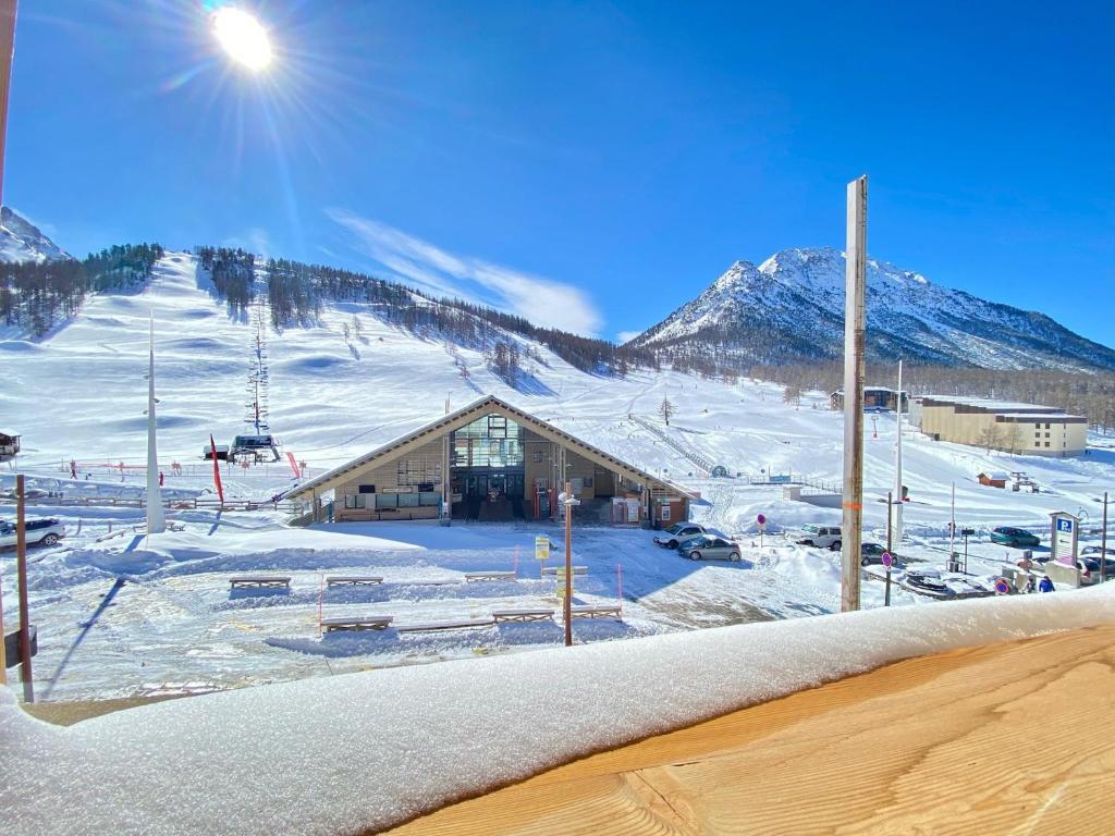 Le Janus pied des pistes 2 garages terrasse avec sauna appartement pied des pistes 8