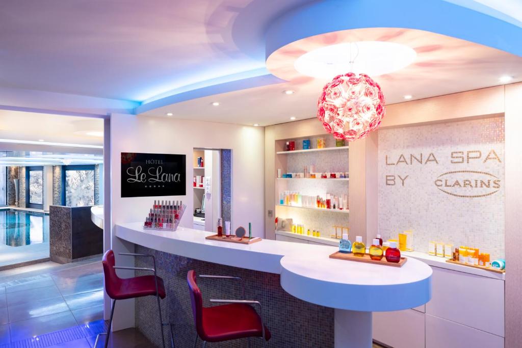 Le Lana hotel pied des pistes 17