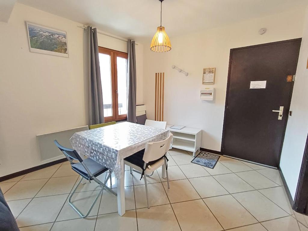 Le Louchonnais T2 wifi 4 personnes appartement pied des pistes 9