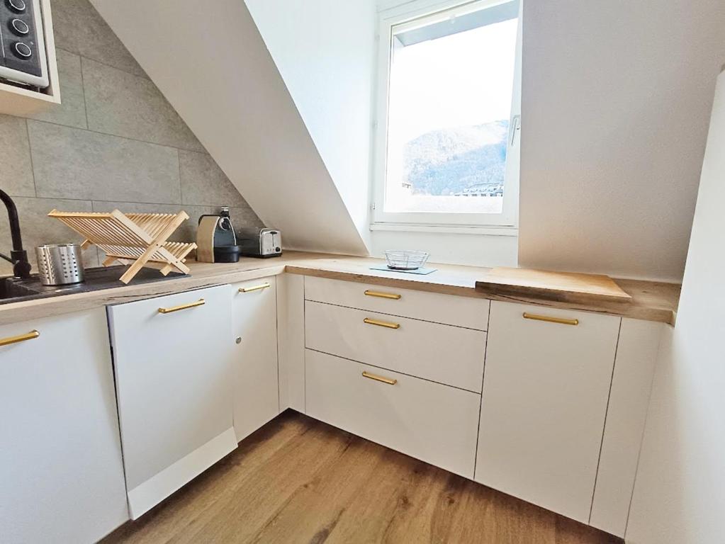 Le Marmandais T3 lumineux duplex balcon parking wifi proche thermes ascenseur 4 personnes appartement pied des pistes 12