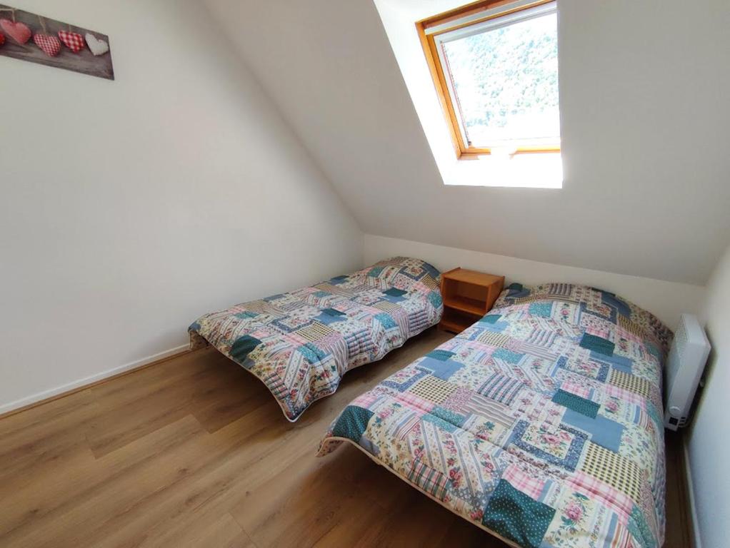 Le Marmandais T3 lumineux duplex balcon parking wifi proche thermes ascenseur 4 personnes appartement pied des pistes 9