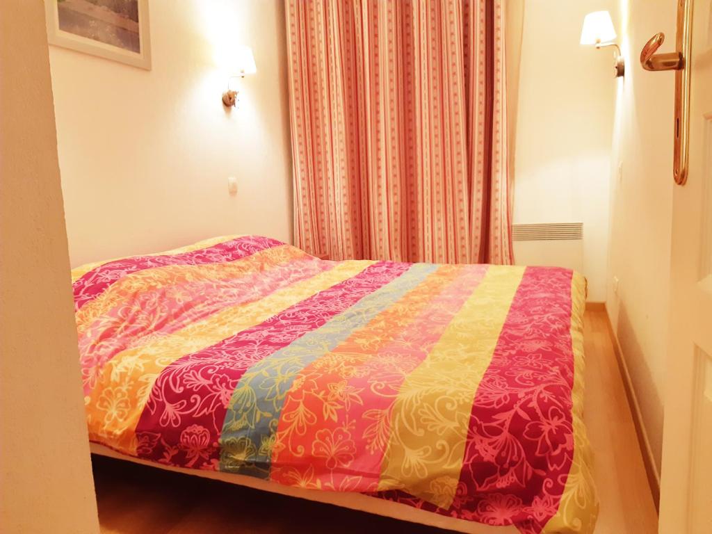 Le Marmotton T2 centre Luchon wifi casier a skis ascenseur 5 personnes appartement pied des pistes 4