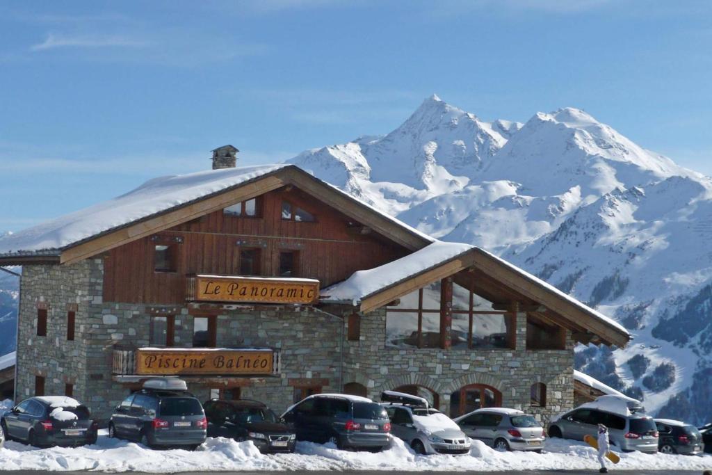 Le Panoramic hotel pied des pistes 12